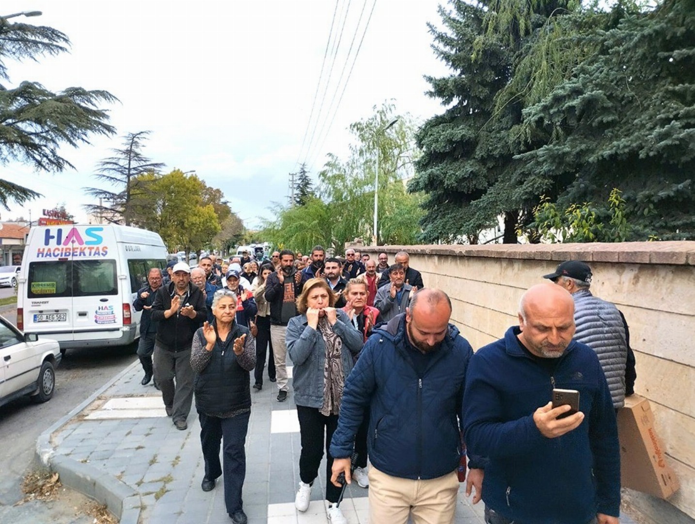 Hacıbektaş’ta Huzurevlerinin Kapatılmasına Tepki: “Büyüklerimizin Huzuruyla Oynamayın