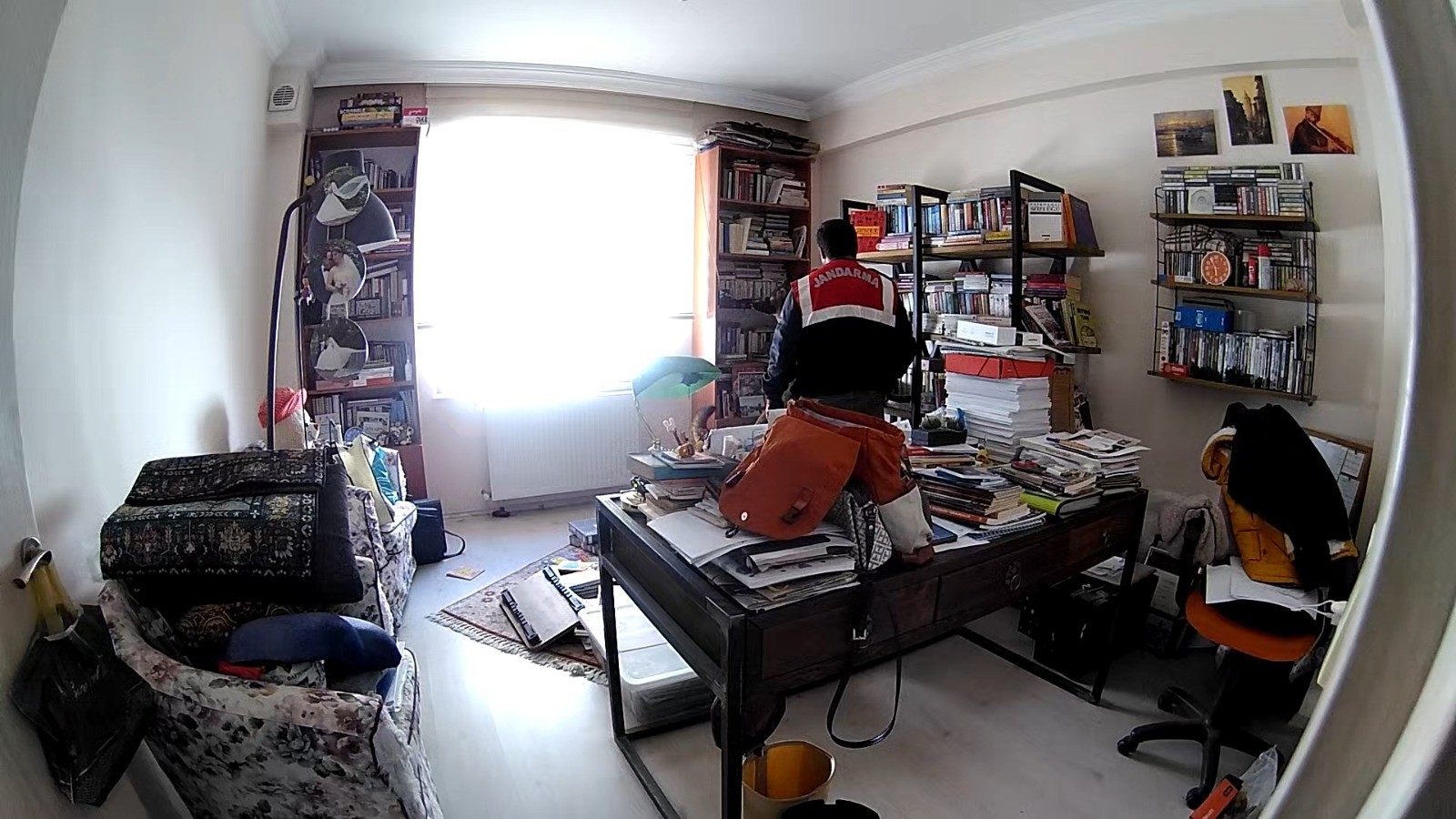 **Ürgüp’te Jandarmadan Uyuşturucu ve Silah Operasyonu: 10 Şüpheliye Adli İşlem**