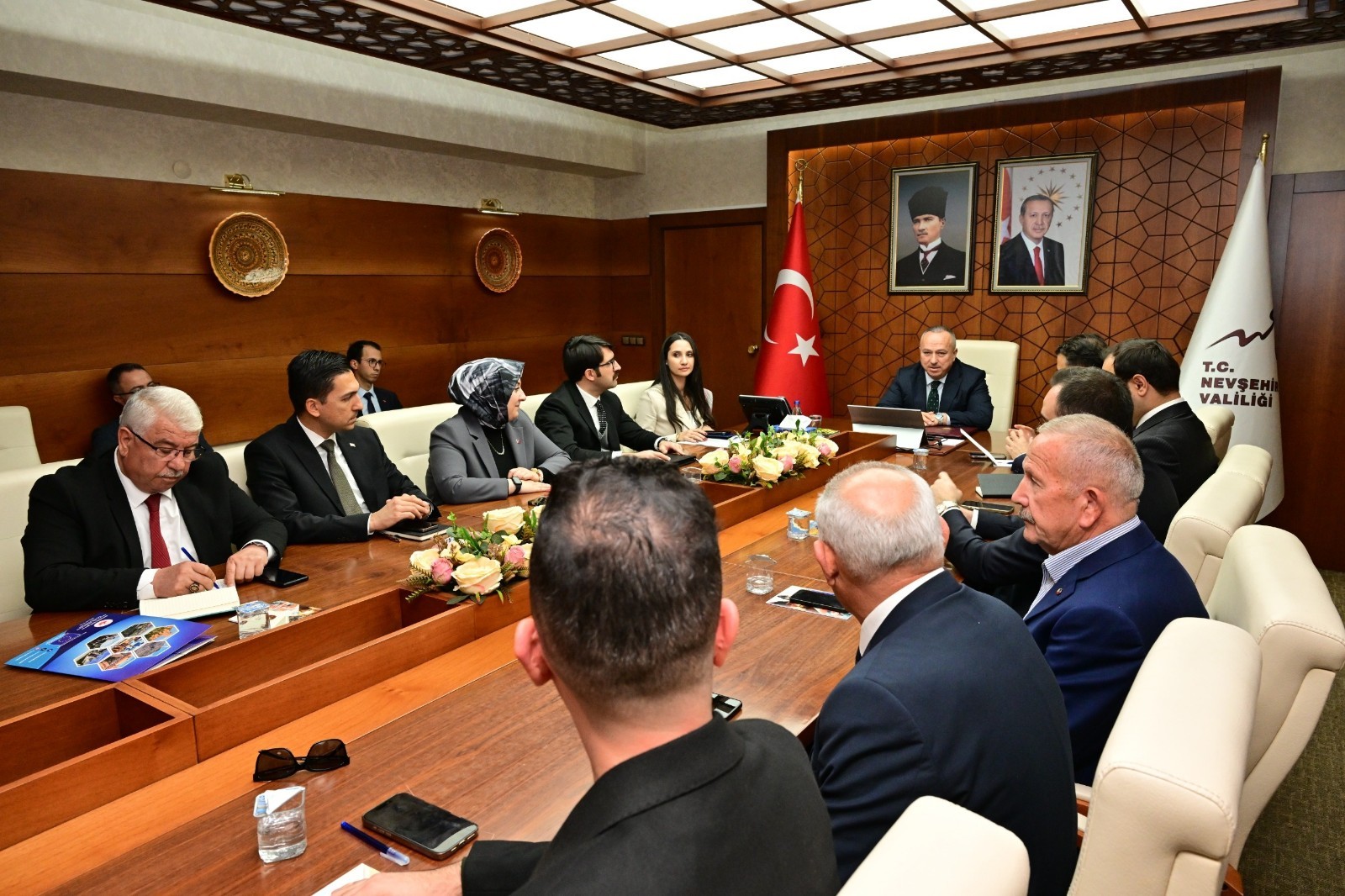 Nevşehir Dostlar Grubu, Feyzi Aygün ve AK Parti Yönetimini Ağırladı