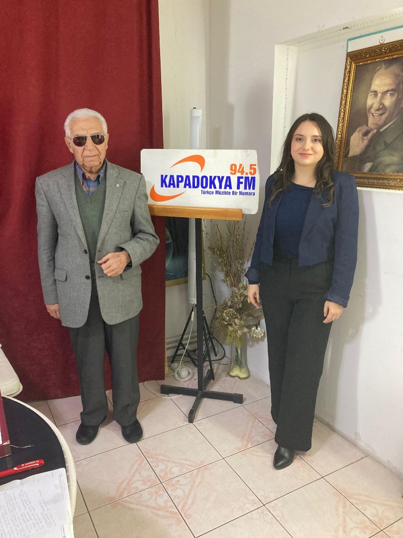 Kapadokya FM’de Yoğun Katılımlı Yayın: Sosyal Medya Psikolojisi ve Tesettür Bilinci Ele Alındı