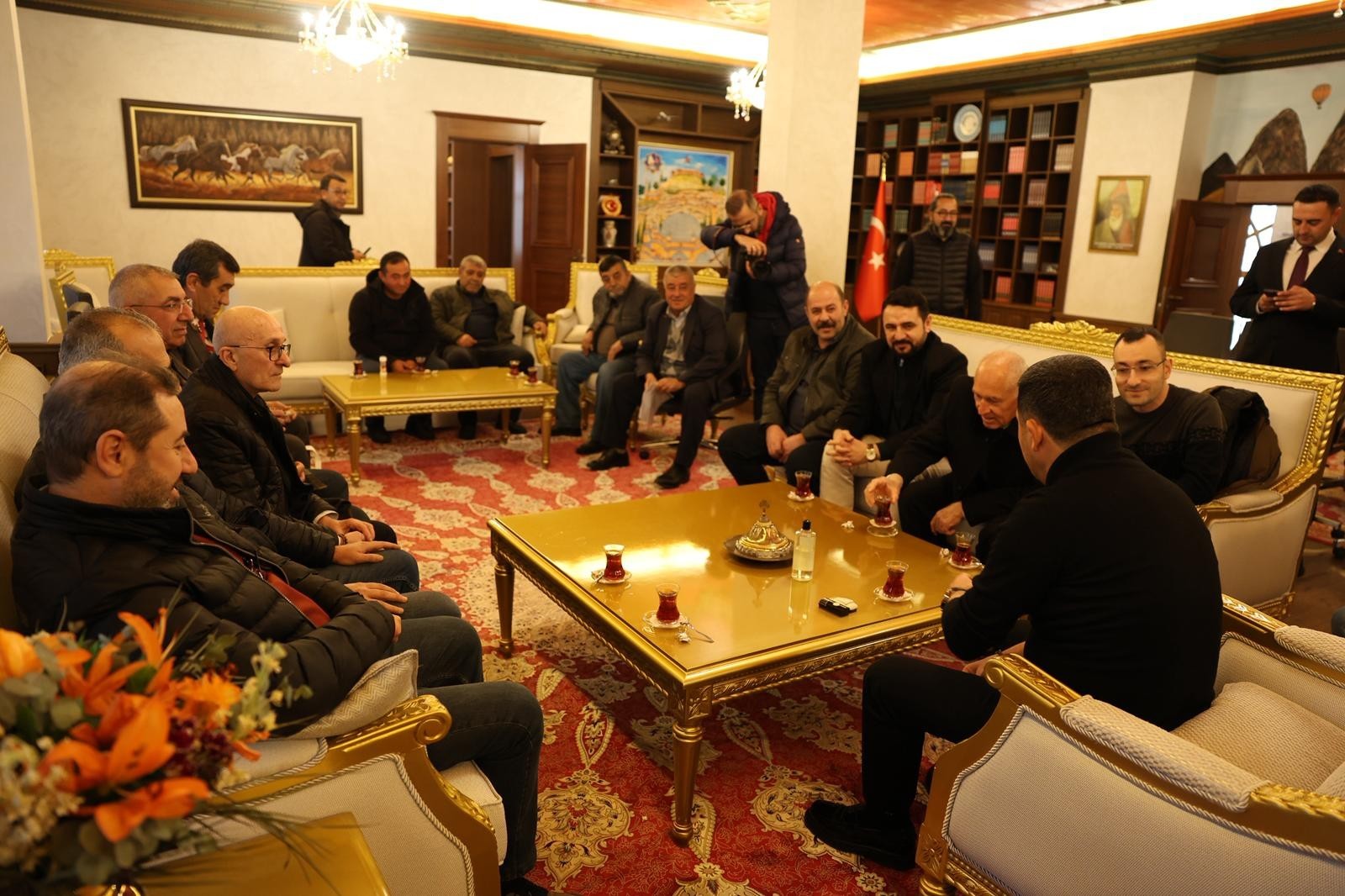 Başkanlık Makamında Nevşehirli Vatandaşlarımızın Talep ve İsteklerini Dinledik