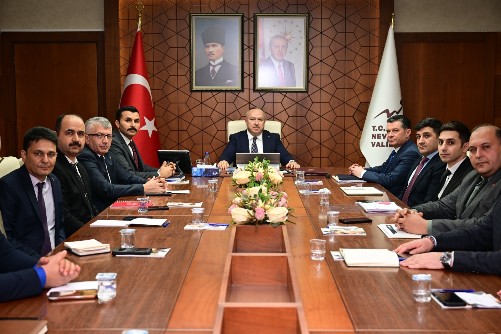 Ali Fidan başkanlığında gerçekleştirilen değerlendirme toplantısına; Vali Yardımcısı Mücahit Öztürk, İl Tarım ve Orman Müdürü Özgür Memiş, ilçe tarım ve orman müdürleri ile şube müdürleri katıldı.