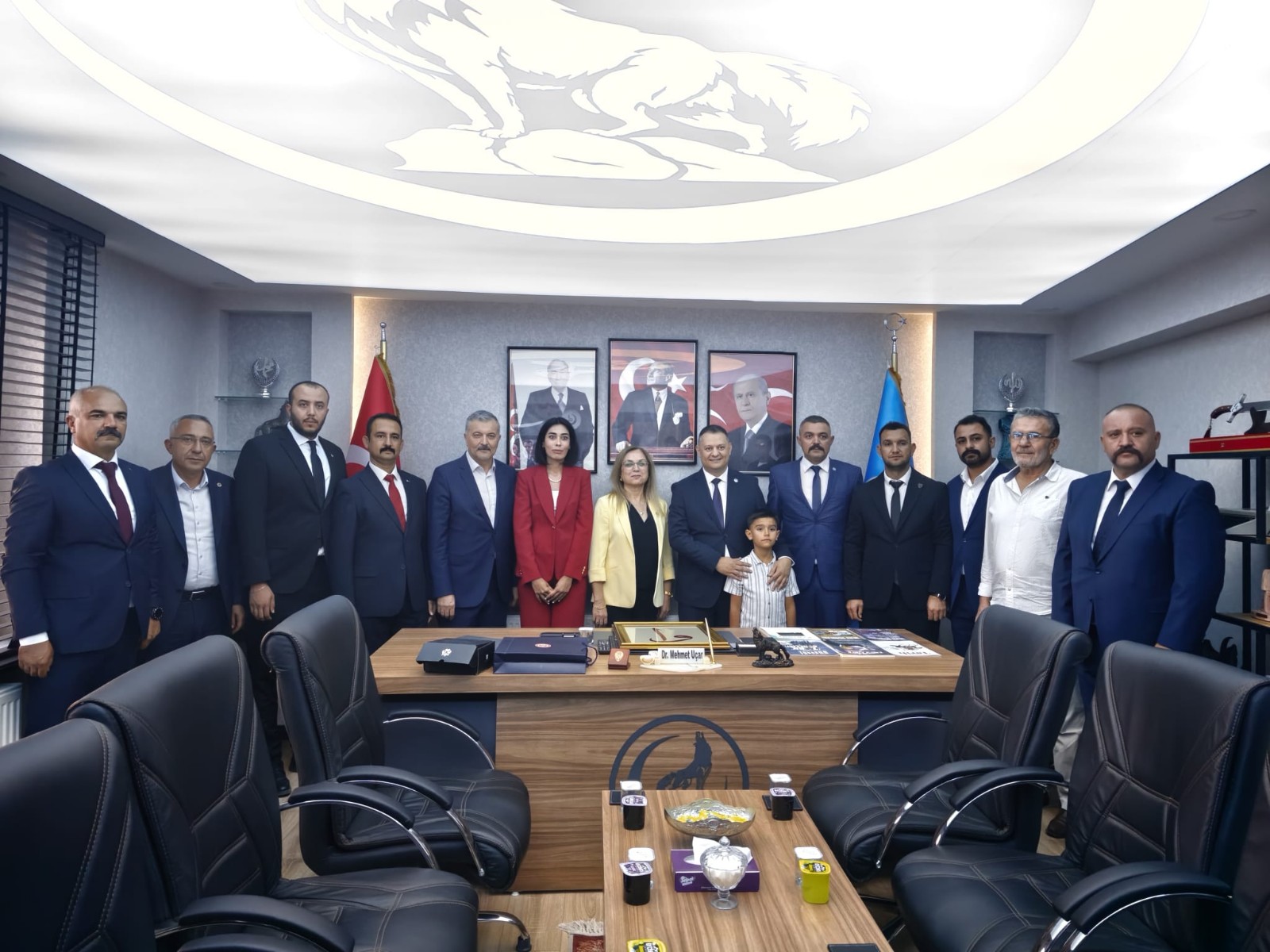 ÜLKÜ OCAKLARI BİNASININ YENİ HALİ HAYRAN BIRAKTI
