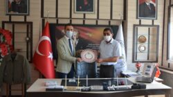 Özdemir, Tatlarin belediye başkanı Selvi’yi ziyaret etti