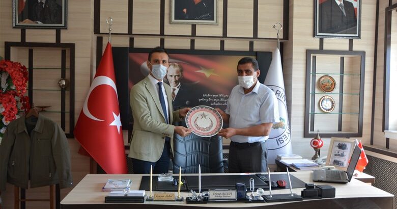  Özdemir, Tatlarin belediye başkanı Selvi’yi ziyaret etti
