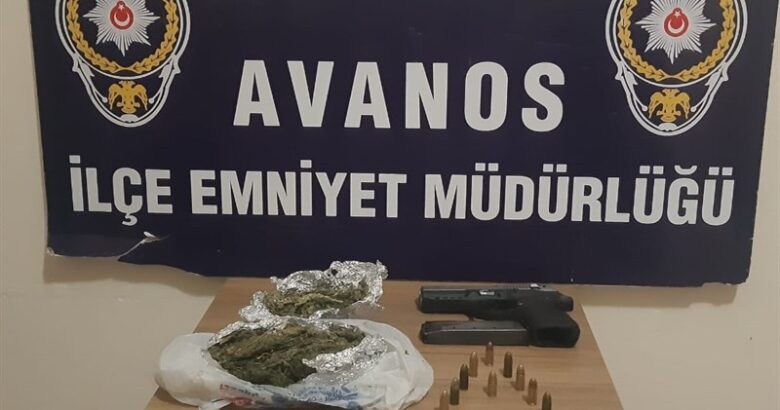  Avanos’ta uhsatsız Silah ve Uyuşturucu Yakalandı.