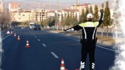 Trafik Ekiplerimizce 9380 Araç Sürücüsü Kontrol Edildi.