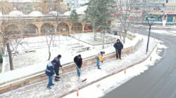 Gülşehir belediyesi ekiplerinin kar mesaisi