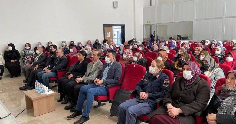  Gülşehir’de atık yönetimi semineri