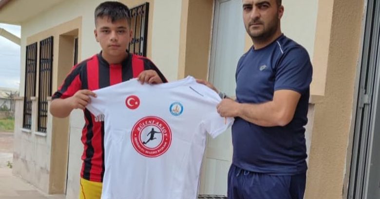  Başkan Aksoy’dan sporcu gençlere tam destek