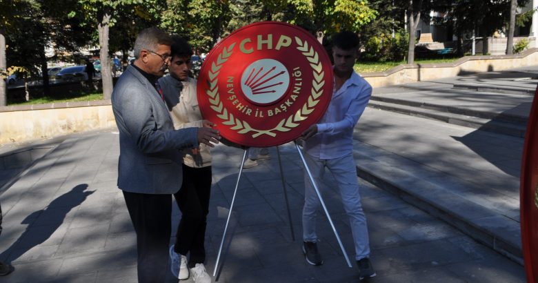  CHP Cumhuriyetimizin 99. yıldönümünü kutladı