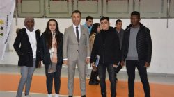 Özdemir Uluslararası öğrenci temsilcileri ile bir araya geldi
