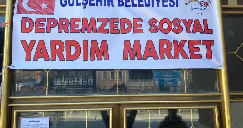  Gülşehir’de düğün salonu depremzedeler için markete çevrildi