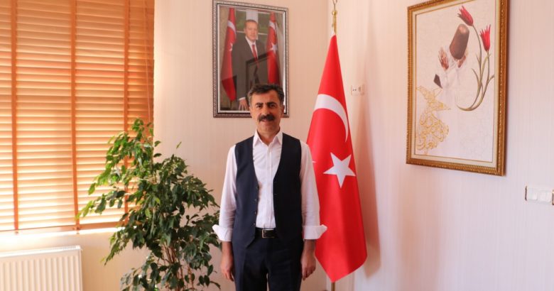  Uçhisar Belediye Başkanı Osman Süslü, Kadir Gecesi Dolayısıyla Bir Mesaj Yayımladı.