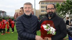 Osman Süslü mini minikler futbol şenliği tamamlandı