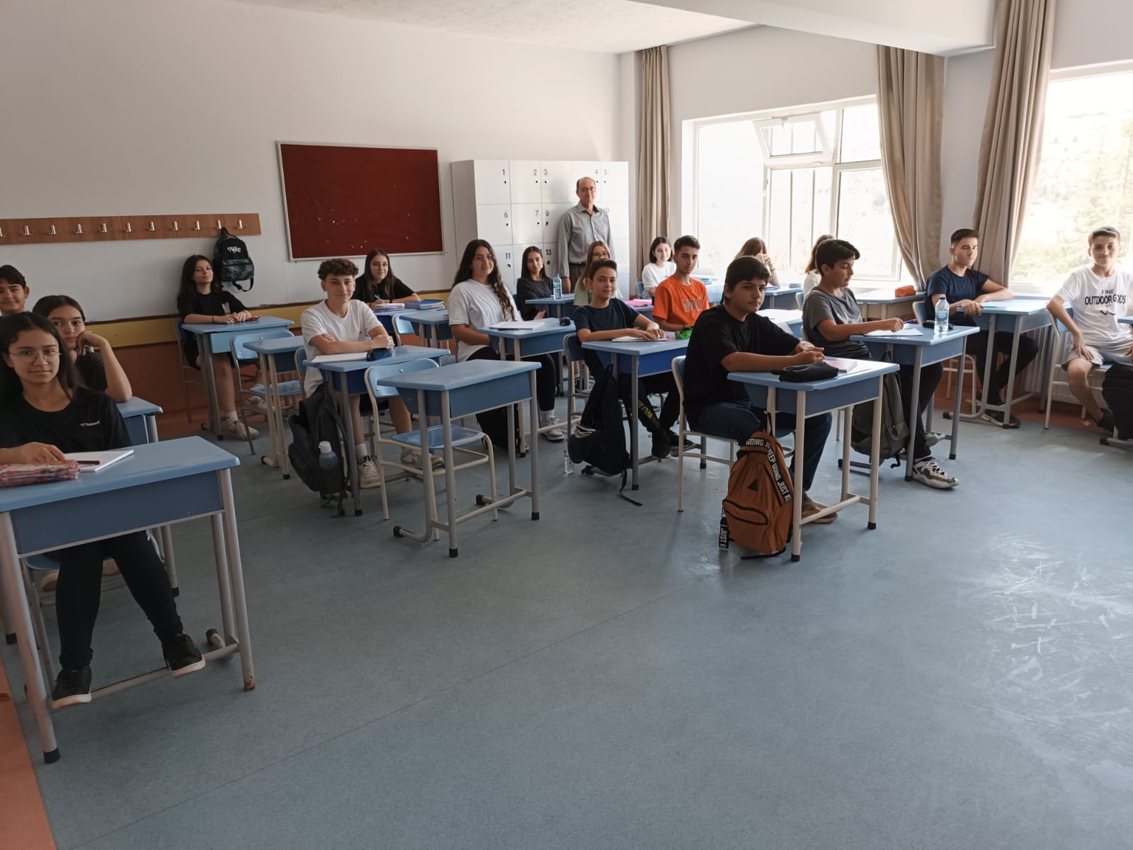 Altınyıldız da ilk ders zili çaldı