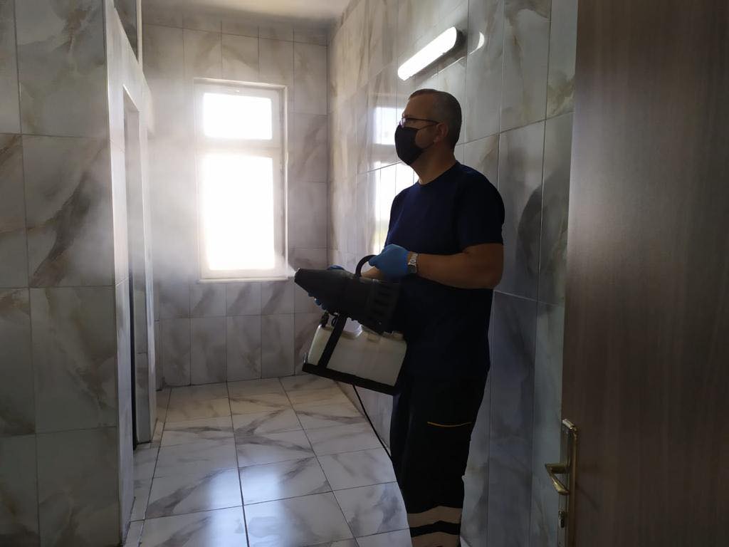 Okullar yeni eğitim öğretim dönemi öncesinde temizleniyor